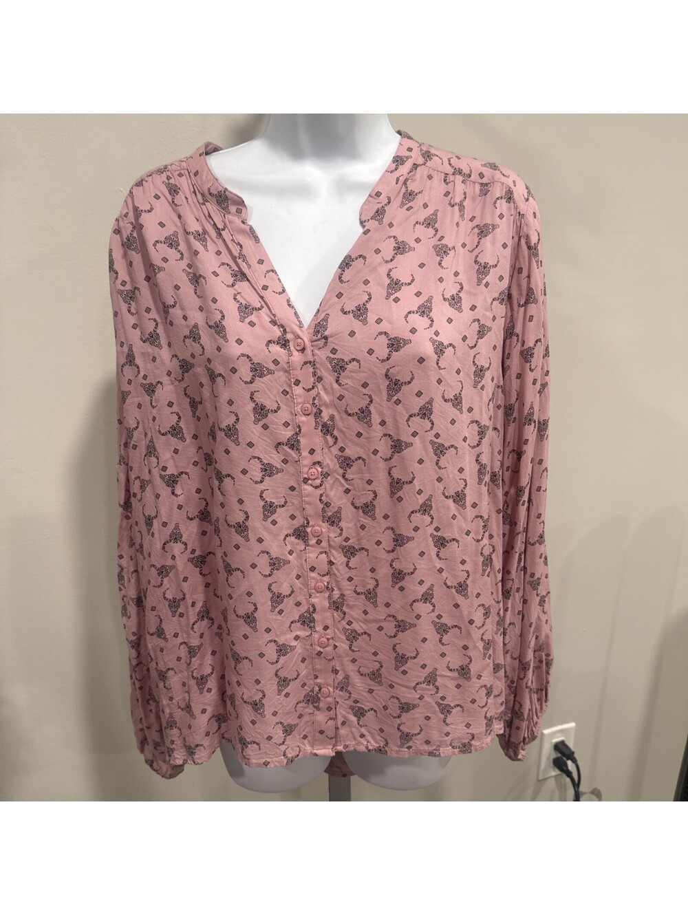 Ariat Rayon Pink Black Cattle Steel Head Skull Button Up Long Sleeve Blouse,sz L